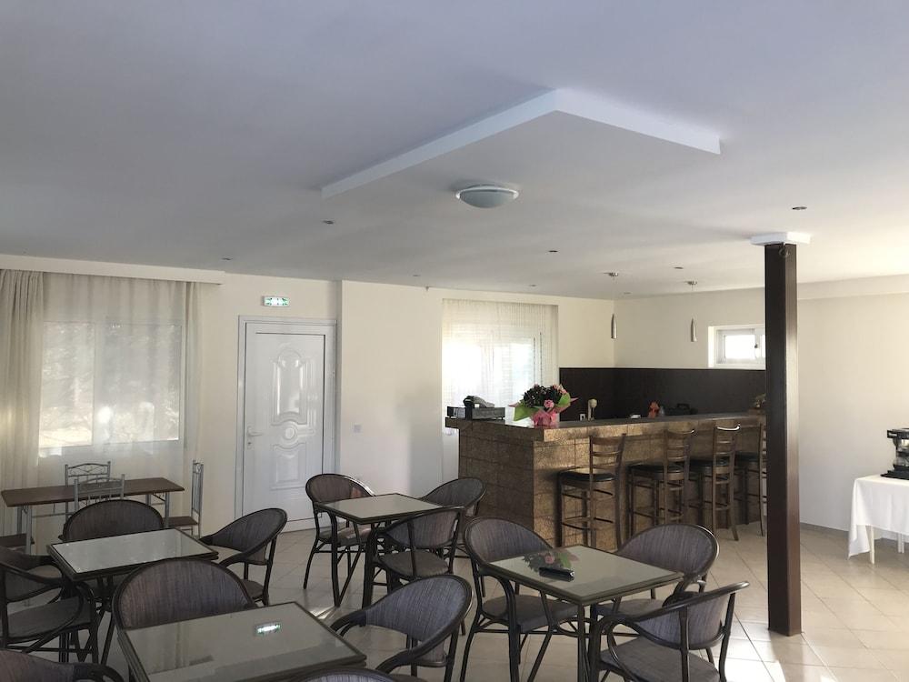 Aparthotel Ai Helis 2*