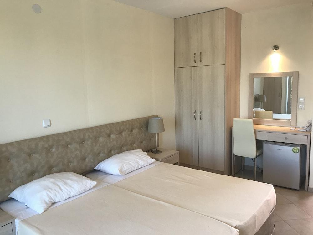 Aparthotel Ai Helis Svoronata