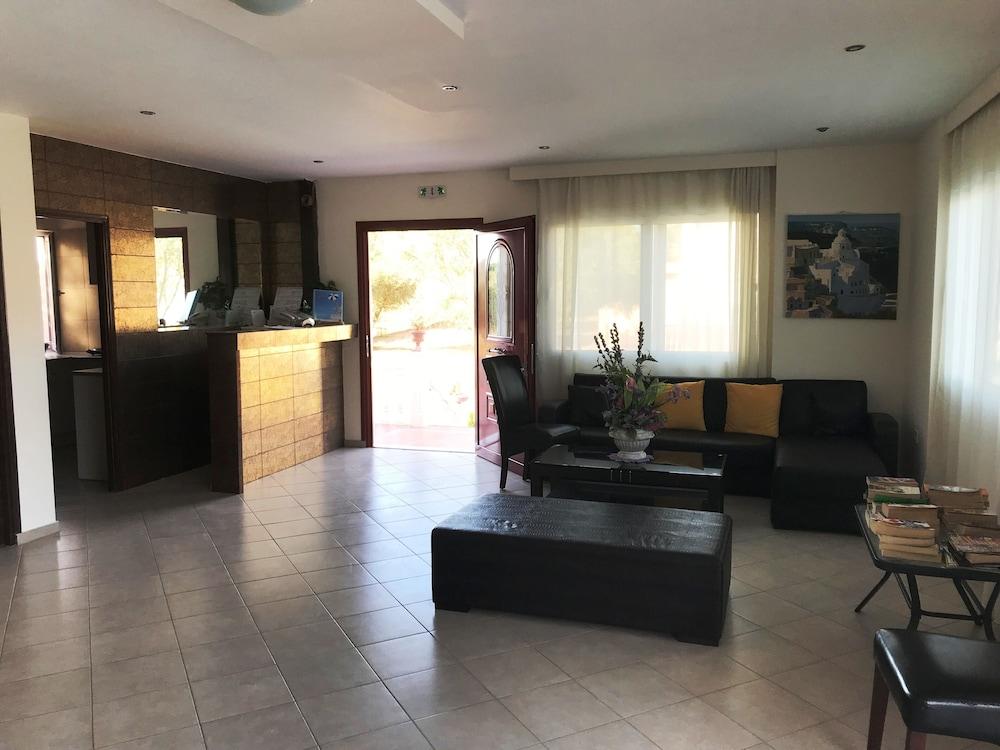 Ai Helis Aparthotel