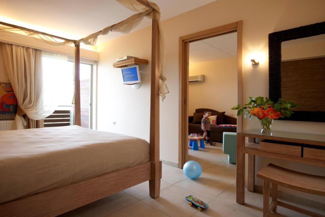 Belle Helene 3* Vathi (Peloponnese)