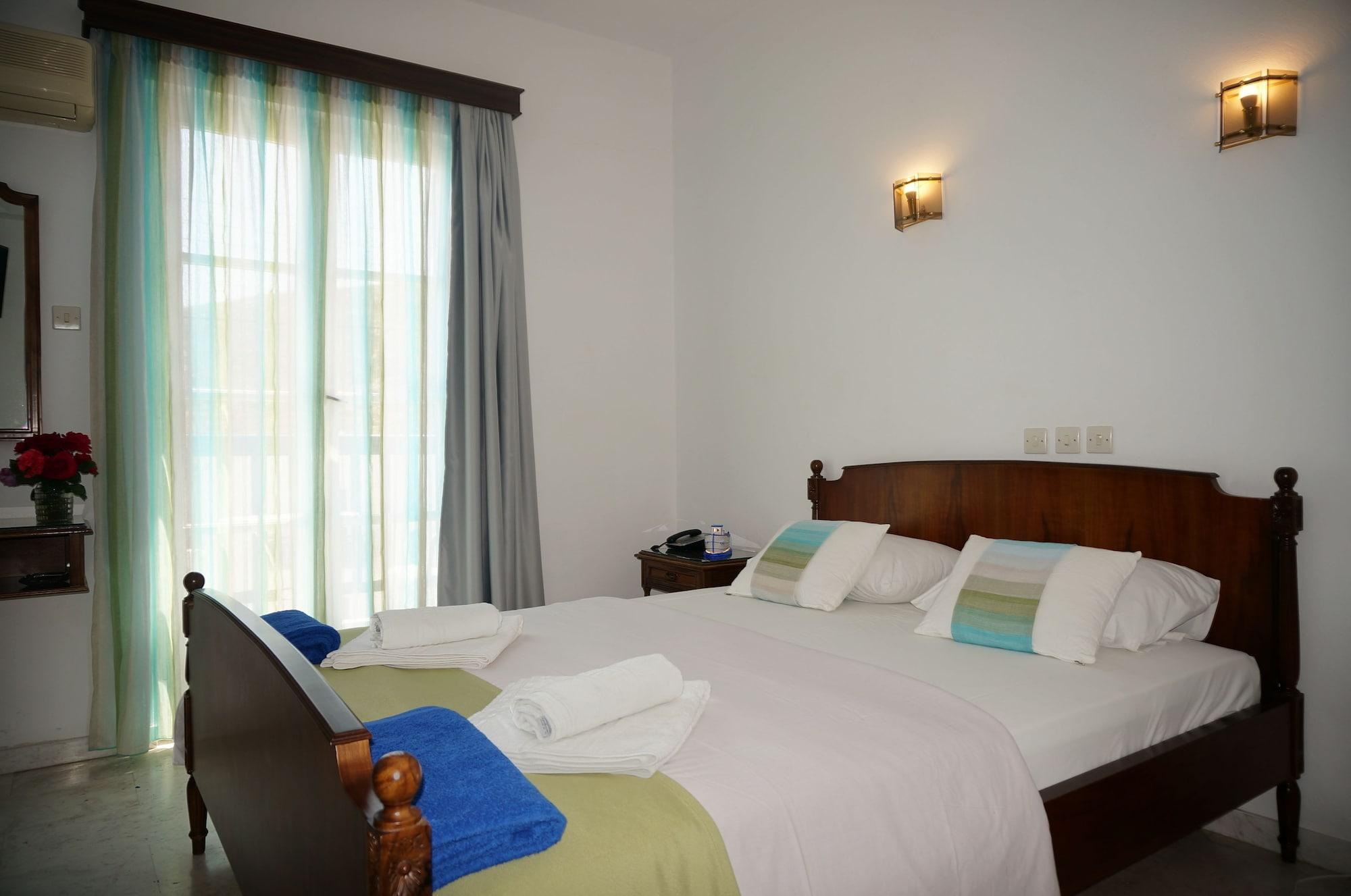 Hotel Adonis Naxos