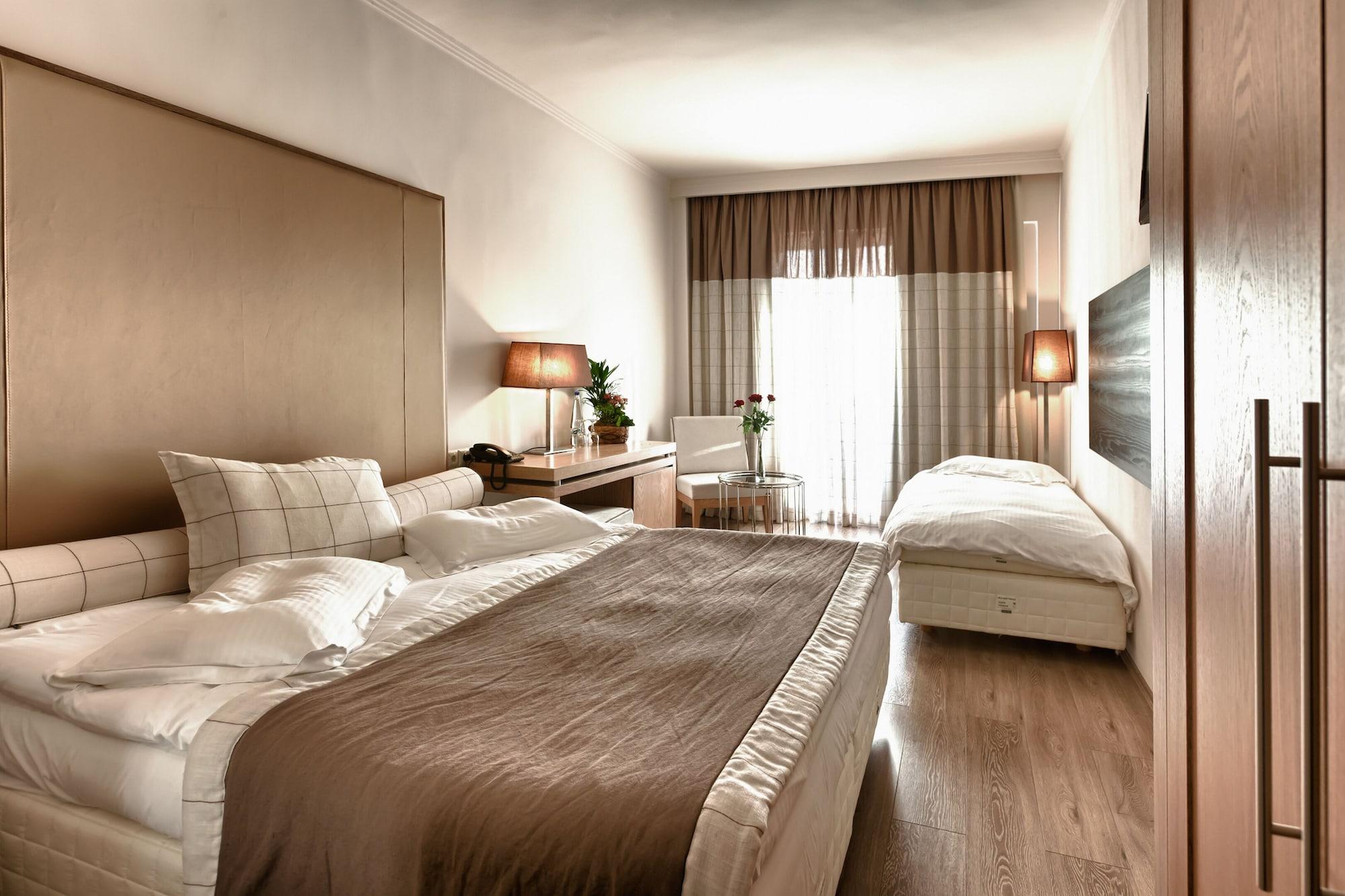 Olympus Thea Boutique 4*