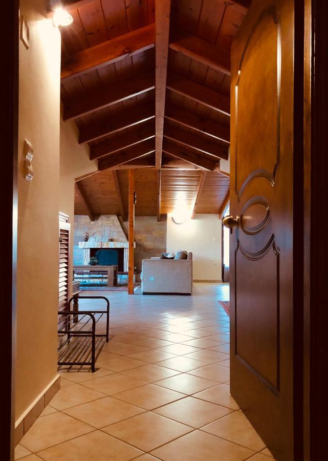 Apartment Ozymandias Attic - *