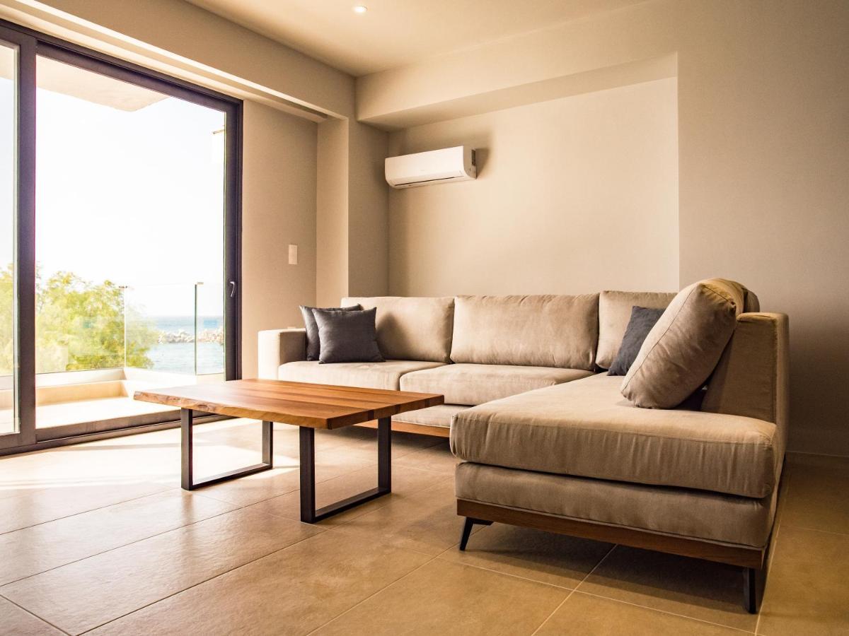 Urban Luxury Sea View Since 2009 Apartment