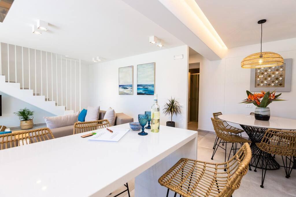 Holiday home Daphne-naiades/ 2 Bedrooms,luxury,beachfront