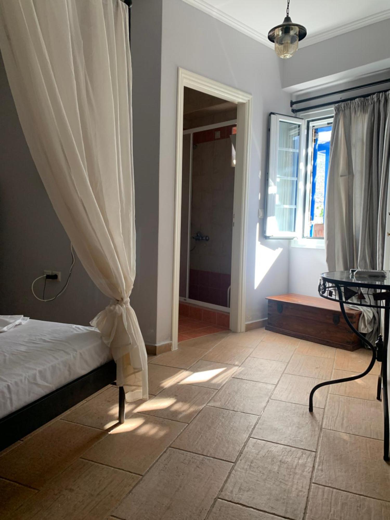 Notara Hotel 3*