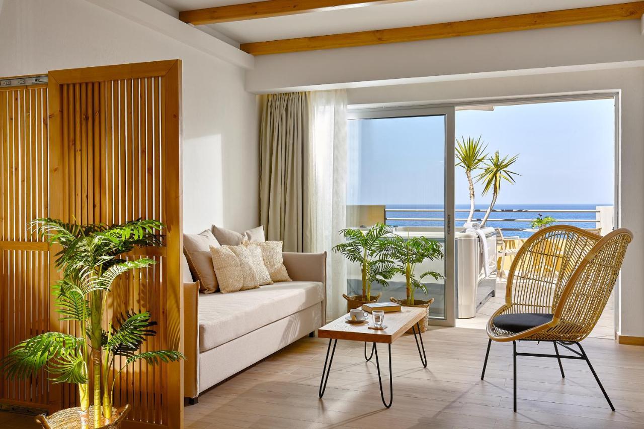 Resort Blue Marine And