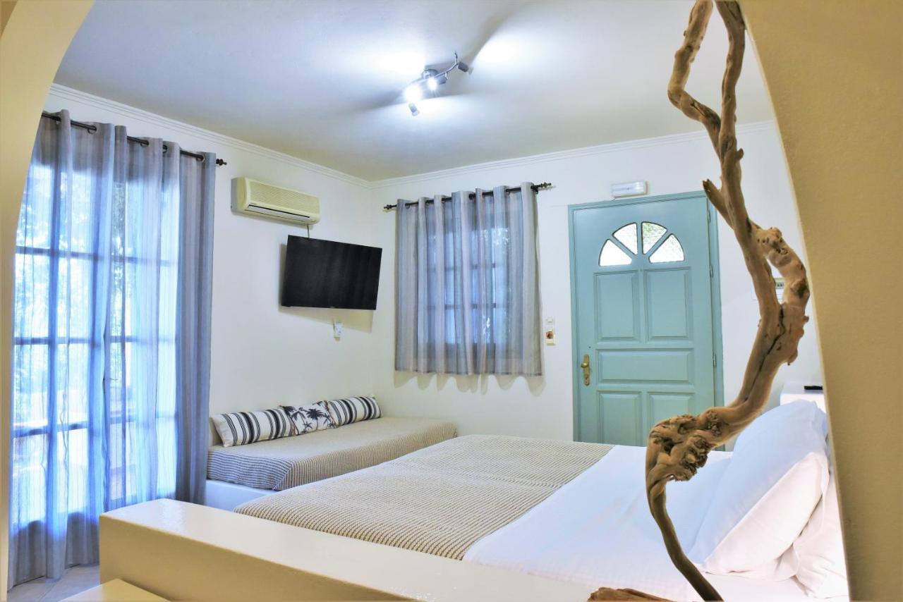 Avra Milos Guest house 2*