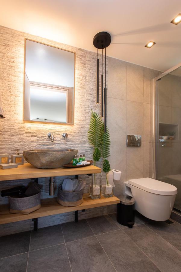 Sunset Coast House - Stone Holiday home *