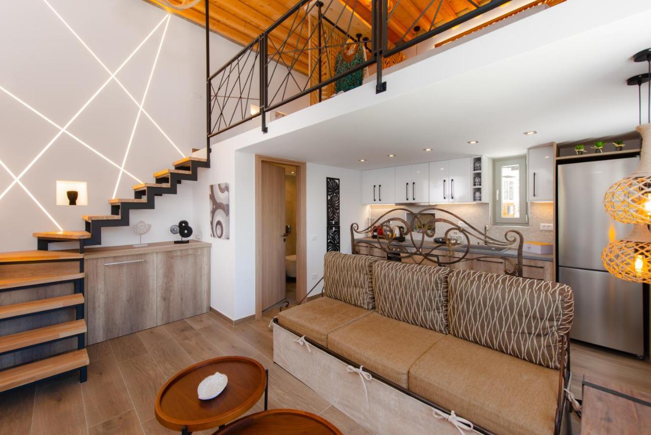 Sunset Coast House - Stone Vathi (Sifnos)