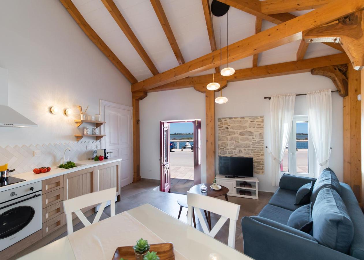 Apartment Avali Design *