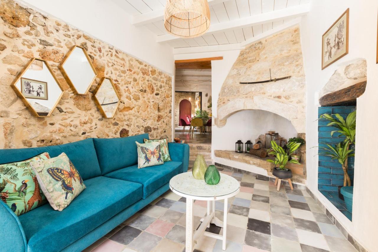 Stema Residence, With Panoramic View, Roof Garden & Jacuzzi!