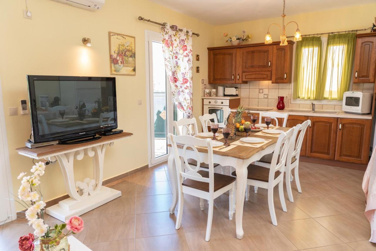 Superb With Private Pool Peaceful Location *
