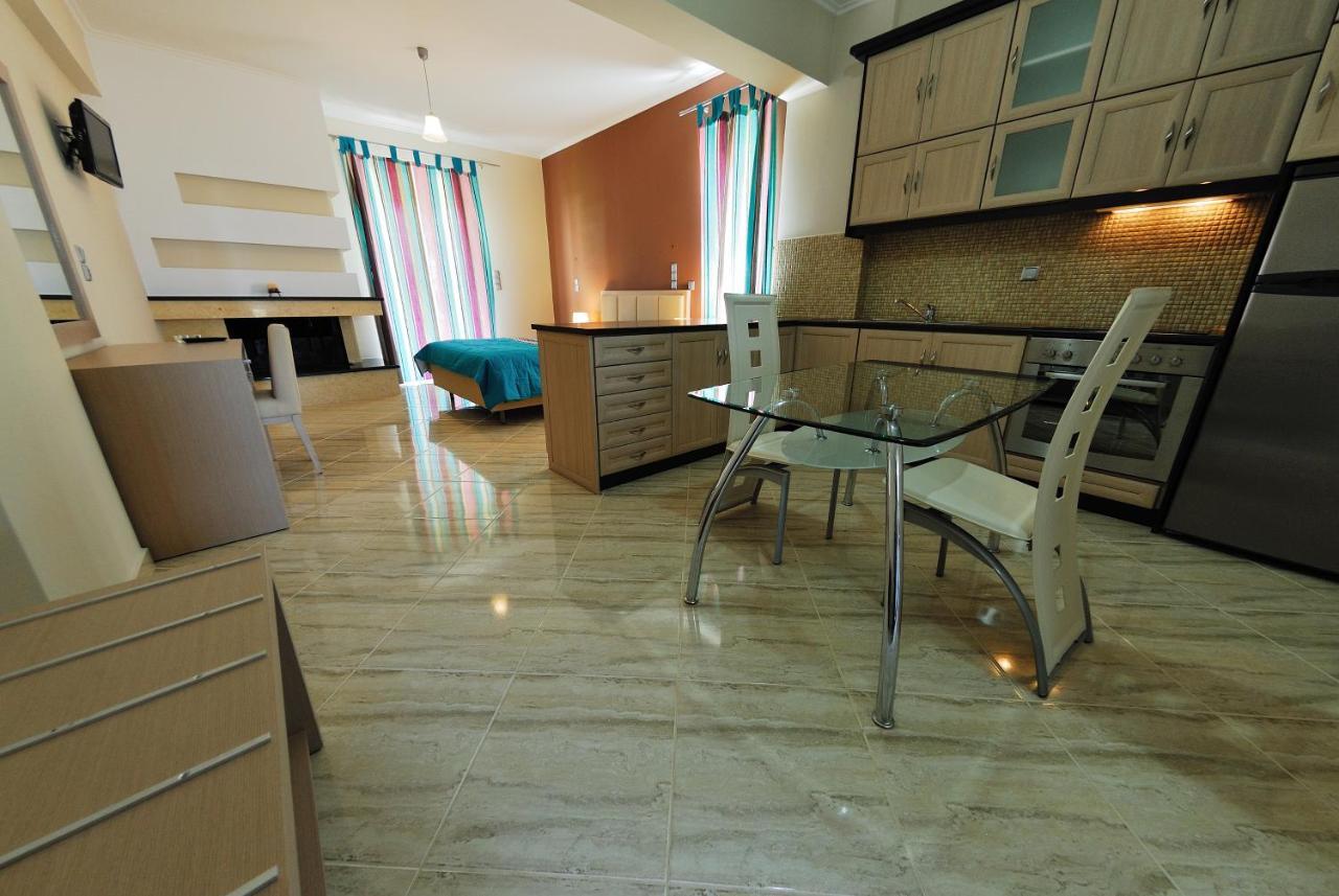 Aparthotel Antonios Village & 4*