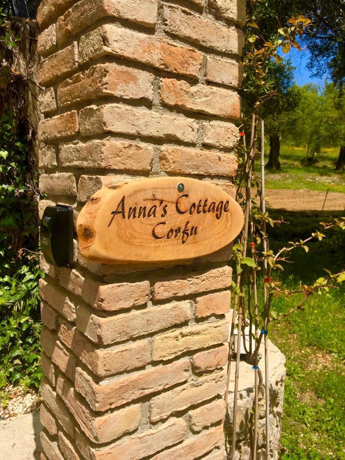 Anna's House *