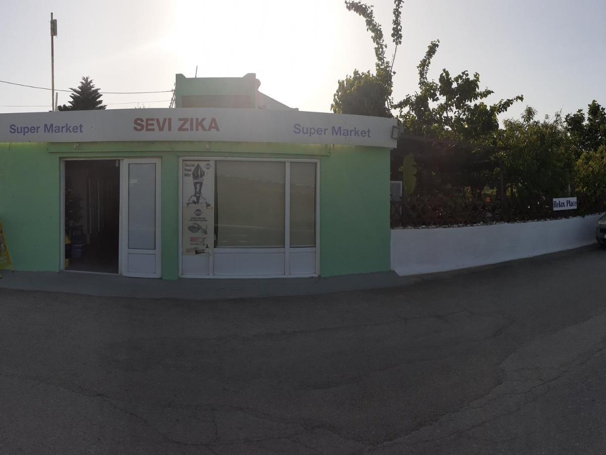 Zikas Apartment *