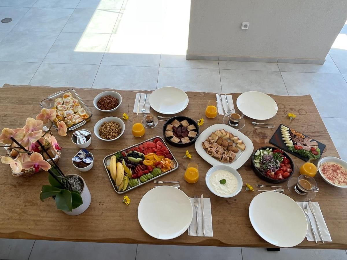 Villa Oikos Boutique Residences