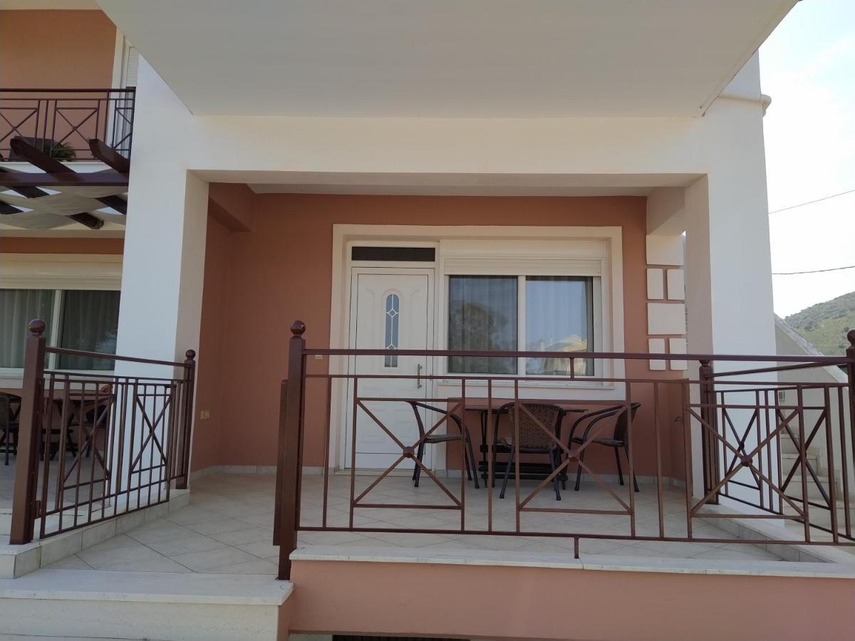 Philoxenia Ii Apartment *
