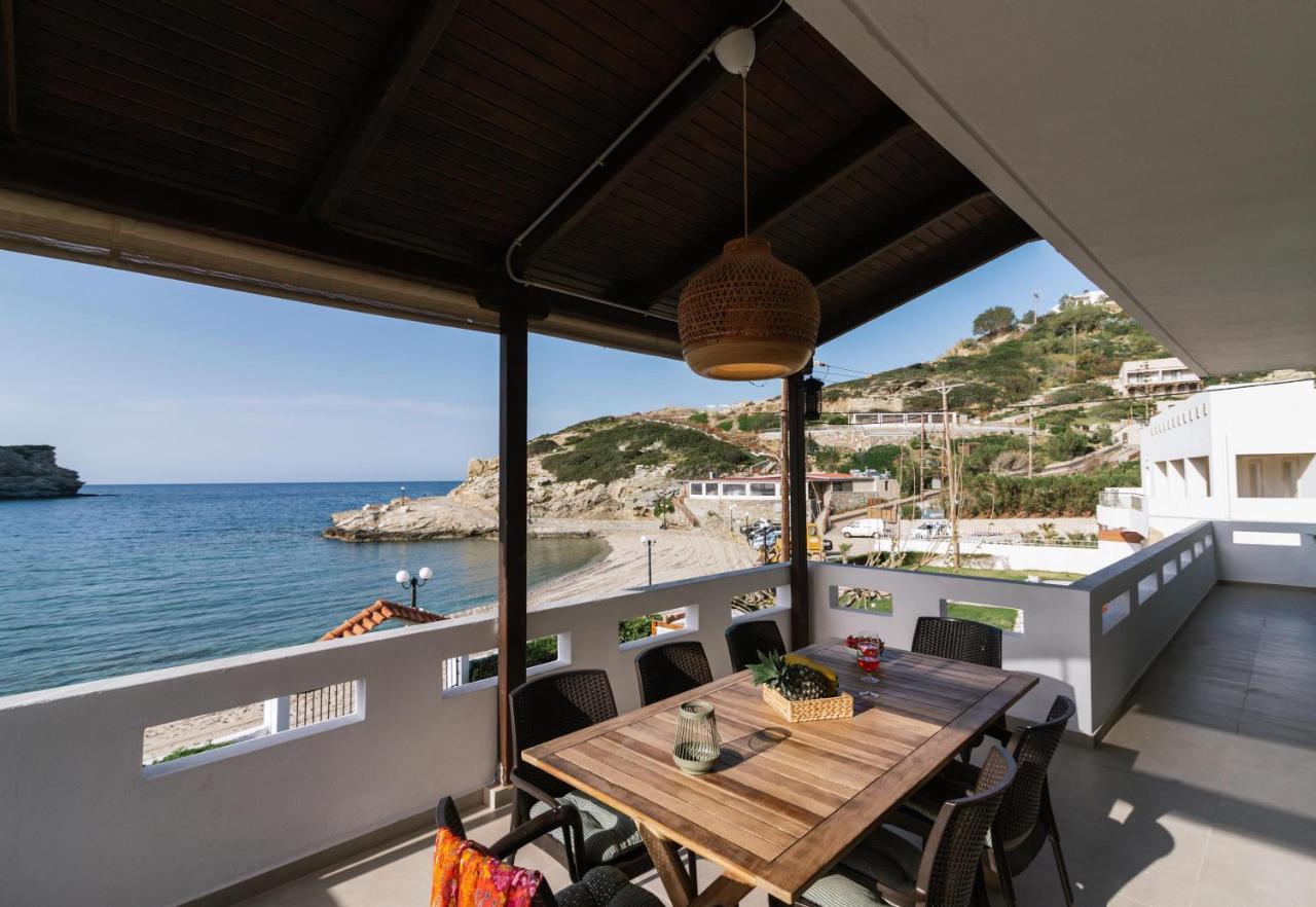 Front With Swimming Pool Ligaria (Crete)