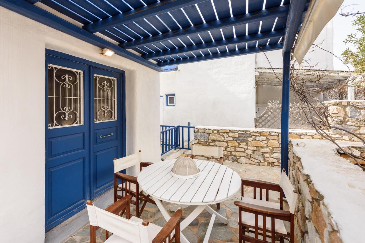 Balloo - A House Gazing Out On The Aegean Blue Holiday home Aspro Chorio