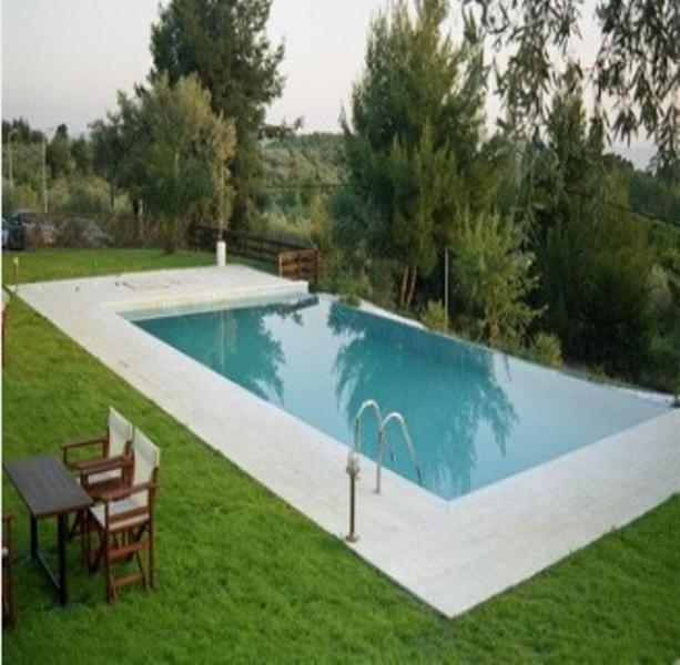 Hotel Yades