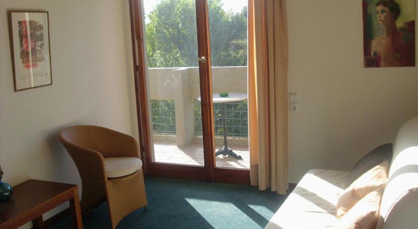 Hotel Dioscouri 3*