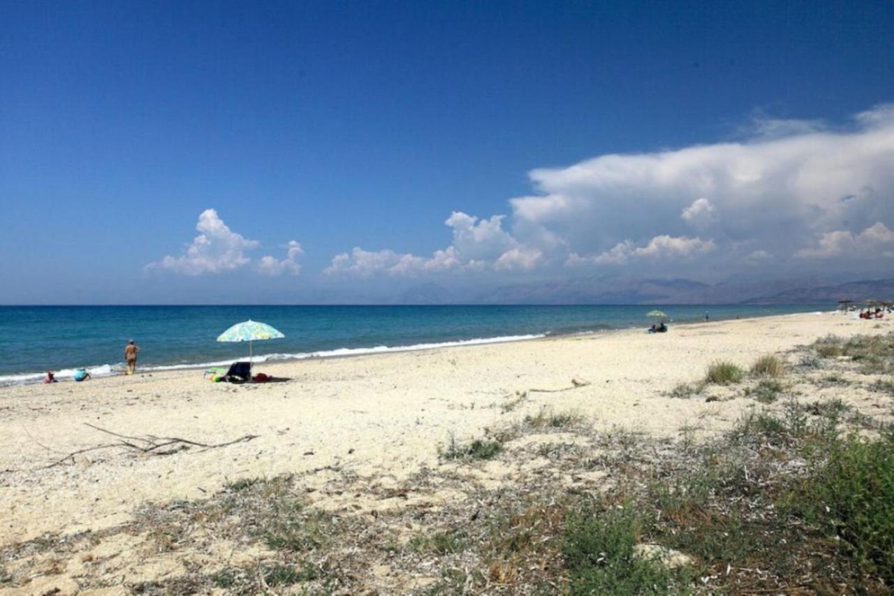 Maria On The * Acharavi (Corfu)