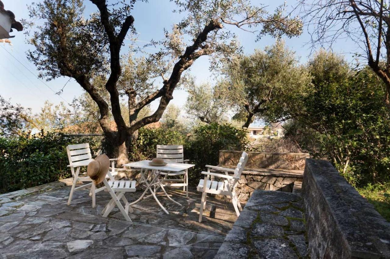 Mitsa With Stunning View On The Hill Holiday home *