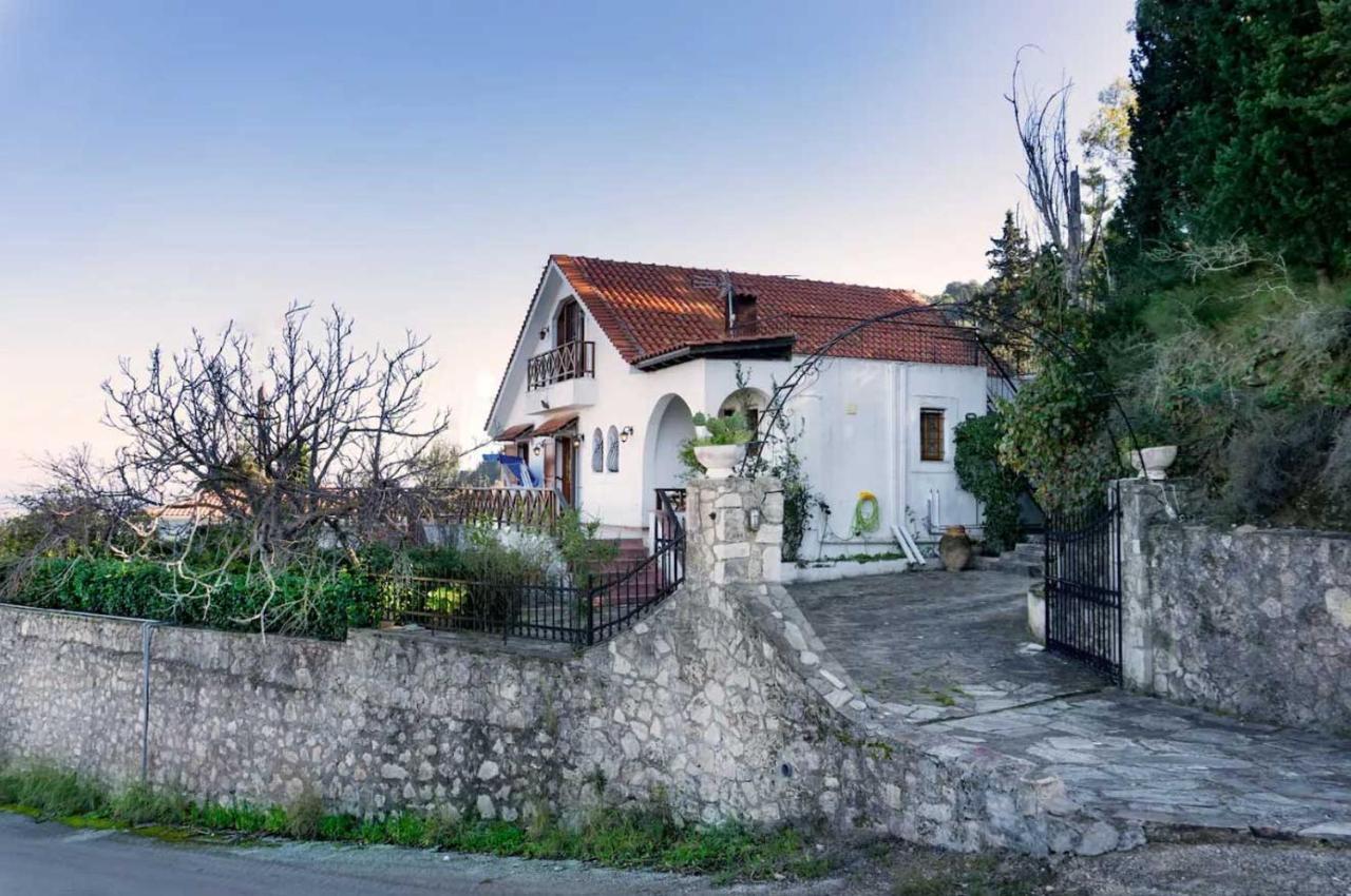 Holiday home Mitsa With Stunning View On The Hill