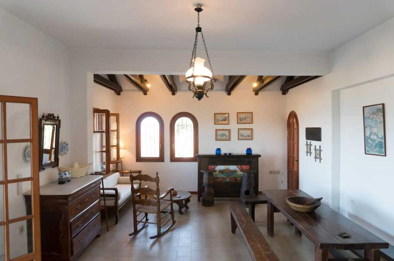 Holiday home Mitsa With Stunning View On The Hill Argassi