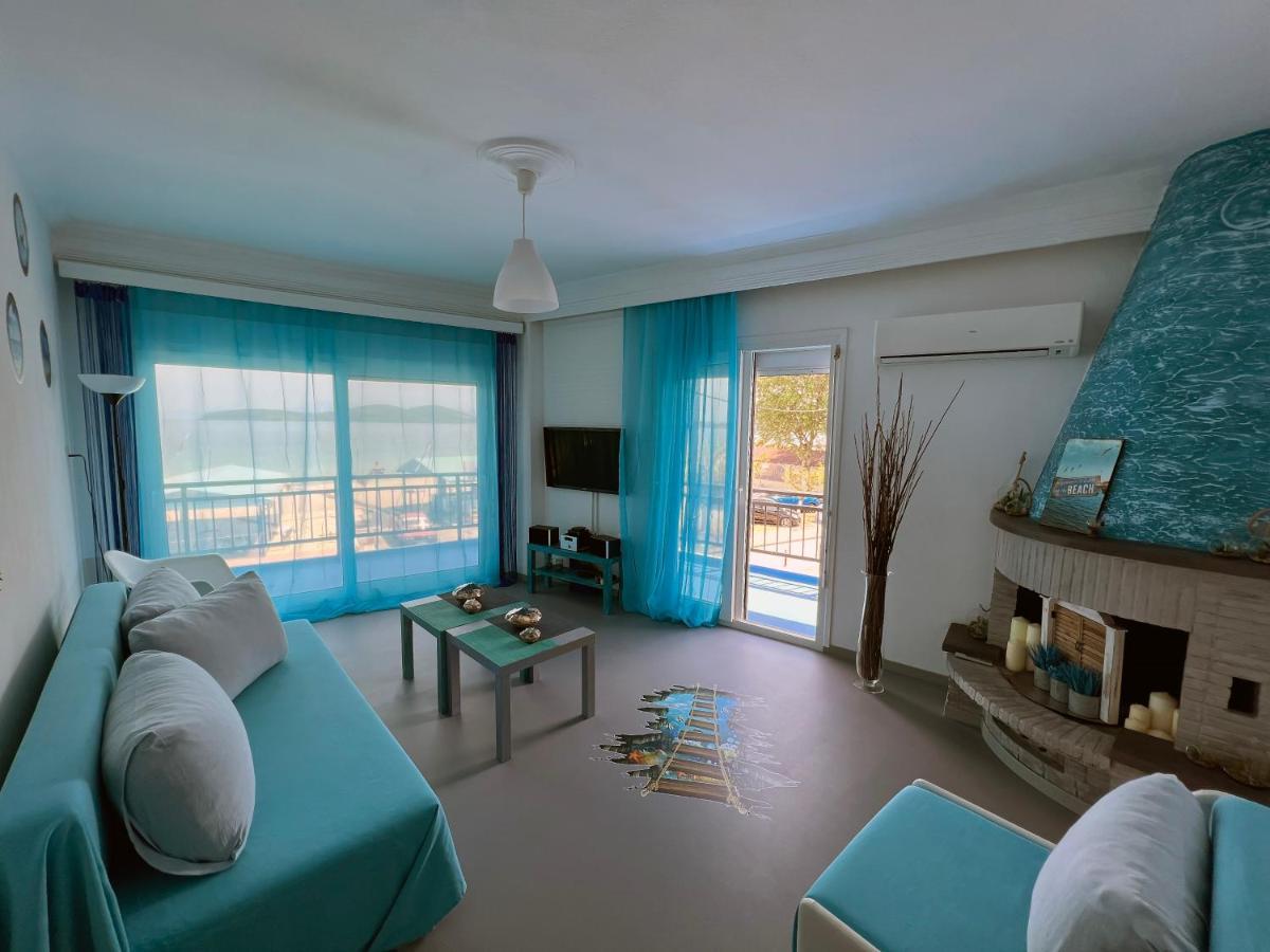 Upper Deck Apt. Apartment