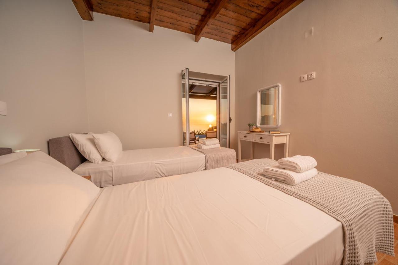 Villa Stone Eriphyle ,private Witn Sunset View Fiskardo
