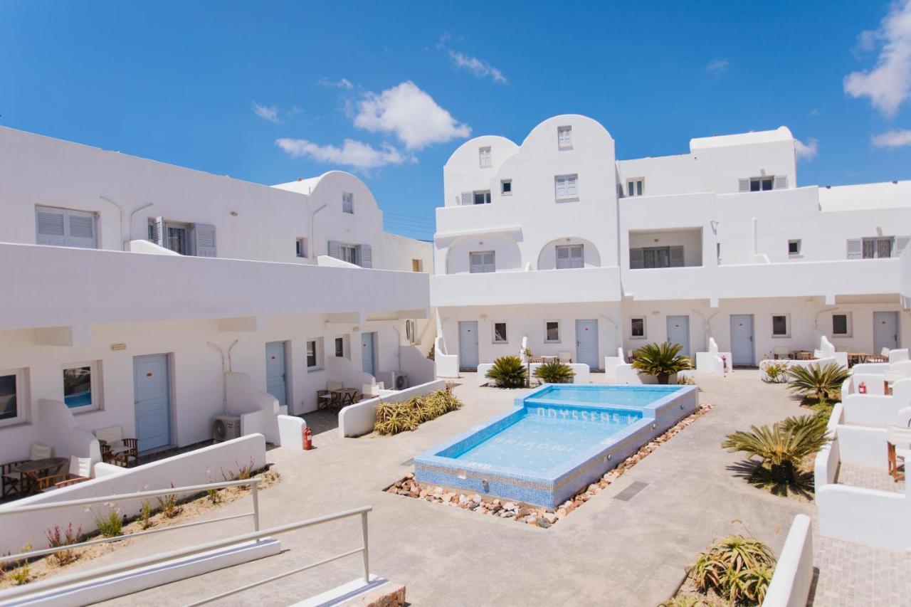 Iliada-odysseas Hotel Perissa (Santorini)