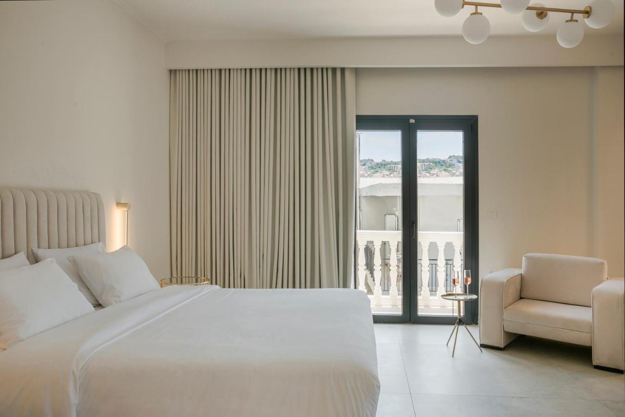 Hotel Alley Boutique And