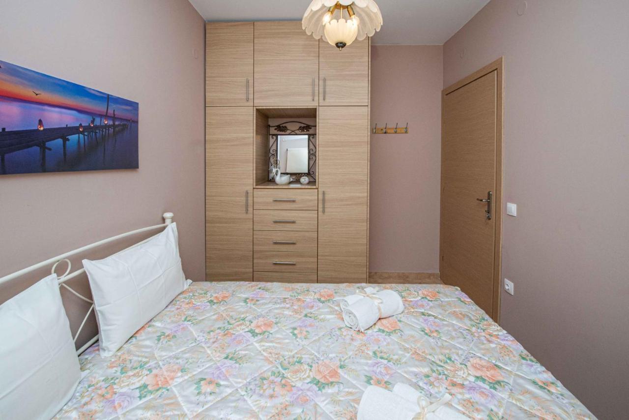 Darmanin αpartment 4 Gyalos Corfu Astrakeri