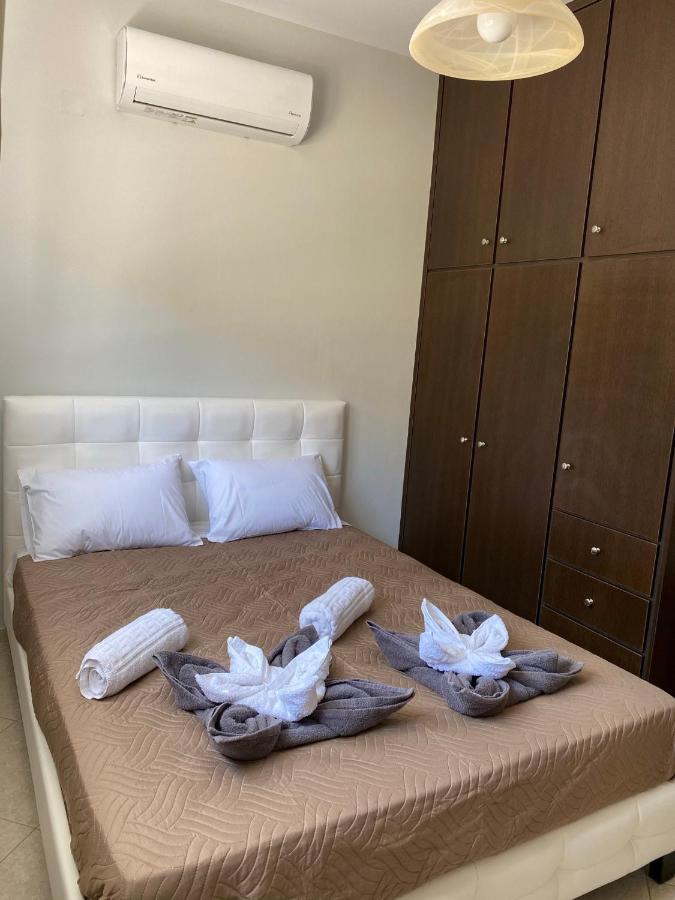 Aparthotel Helena's , Scaleta Prinos (Crete)
