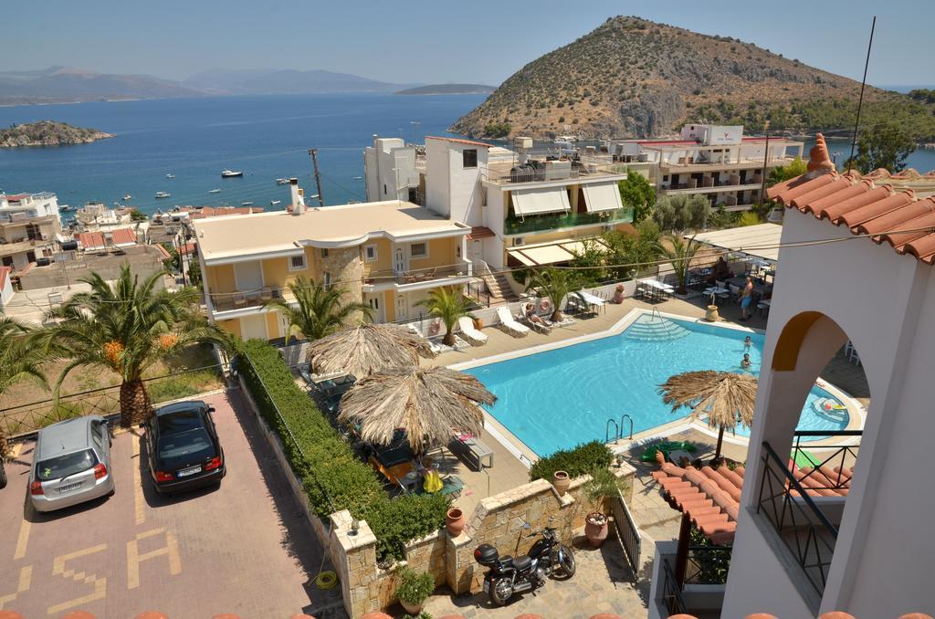Aparthotel Aretousa Tolo