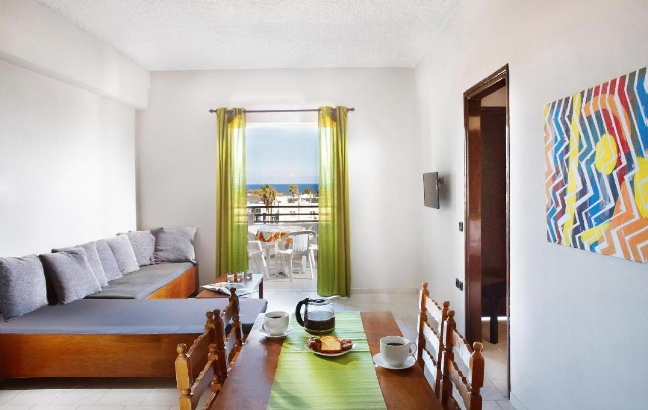 Sun Nicolas Aparthotel 2*