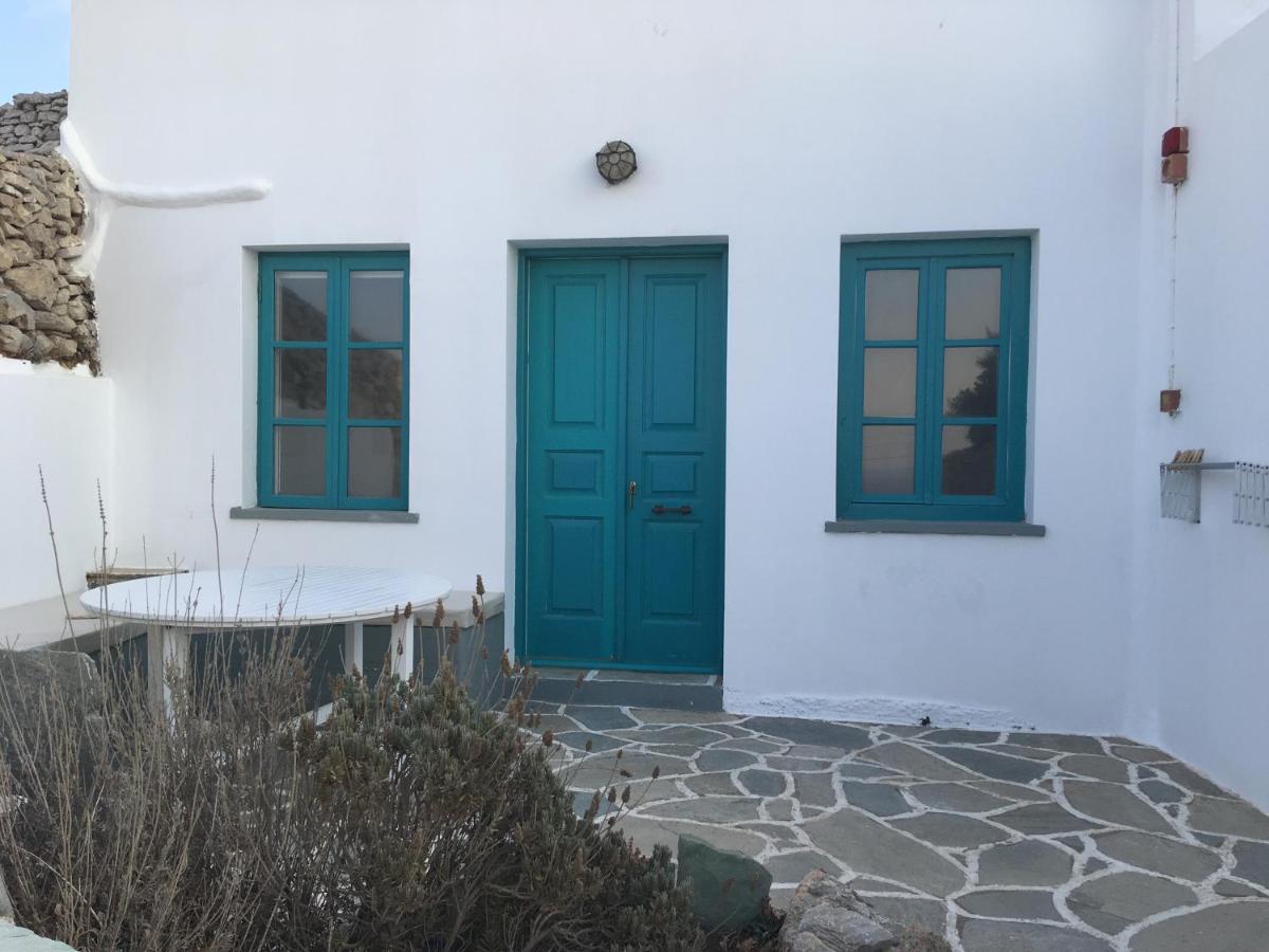 Kifines Folegandros Town