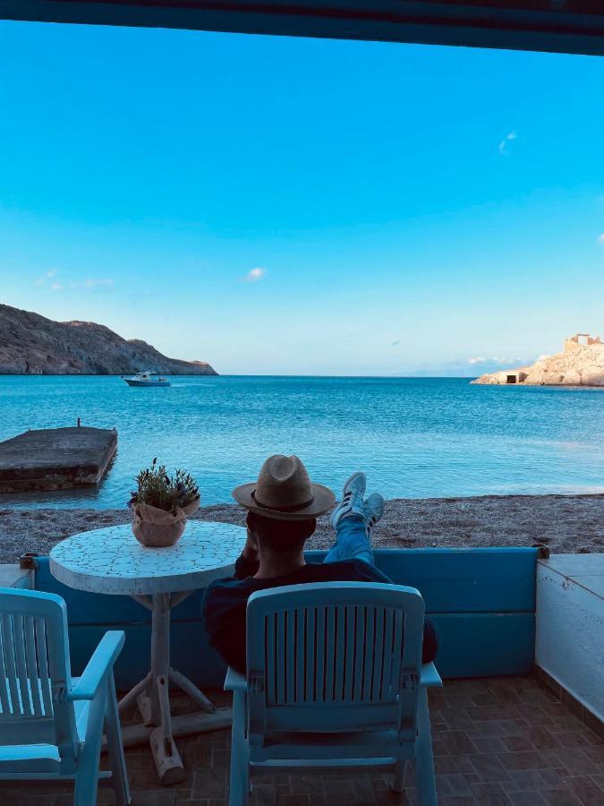 Erginas Boat House * Plaka (Milos)