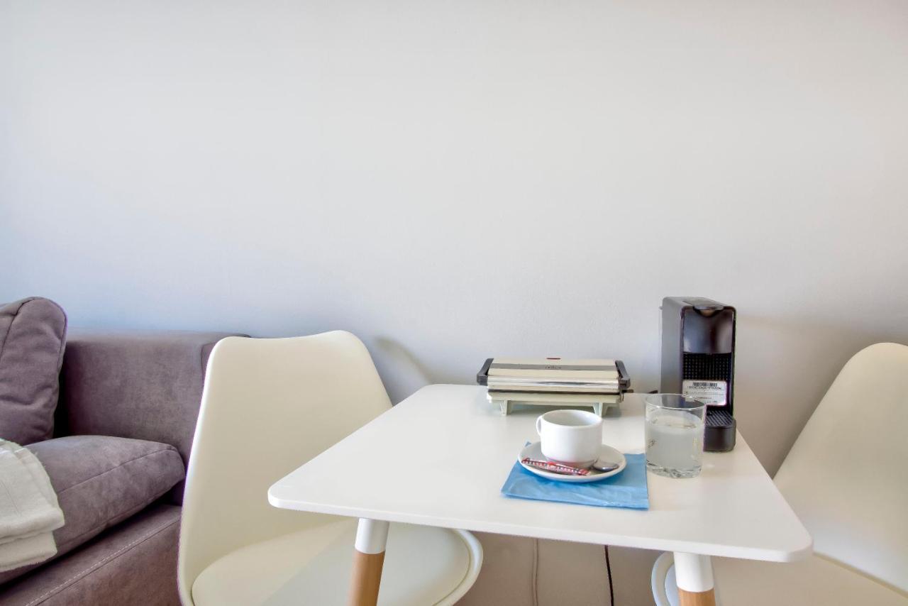 Azure Mare Apartment