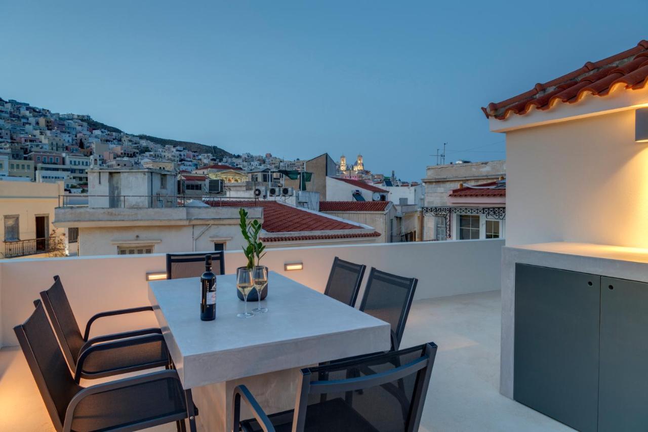 The Heart Of Syra - Your In Ermoupolis Apartment
