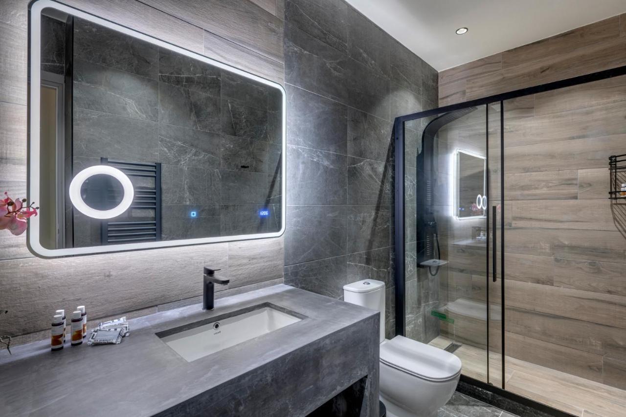 Apartment The Heart Of Syra - Your In Ermoupolis *