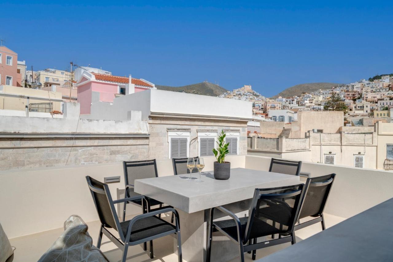 The Heart Of Syra - Your In Ermoupolis Apartment