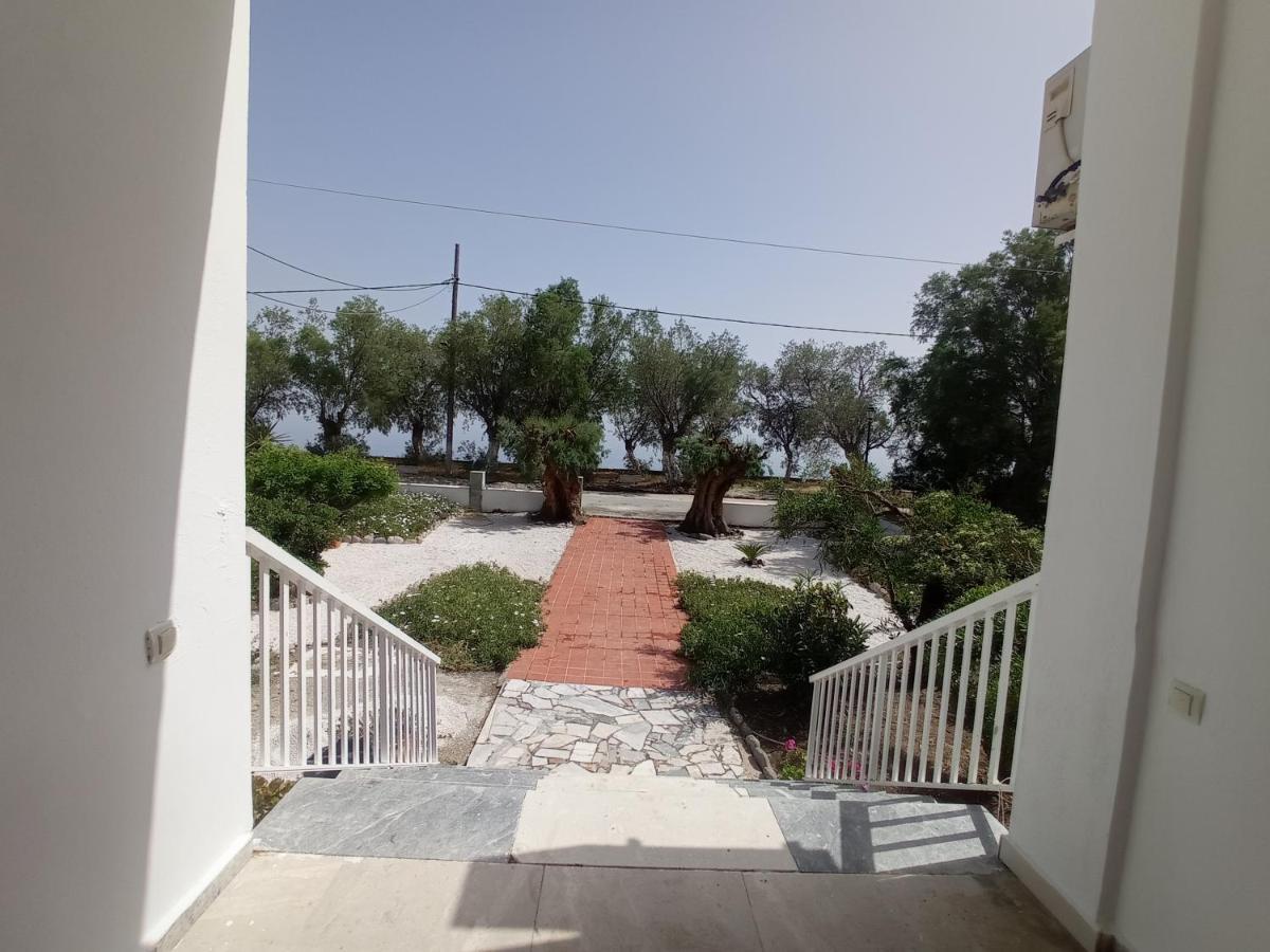Hotel Zorbas *