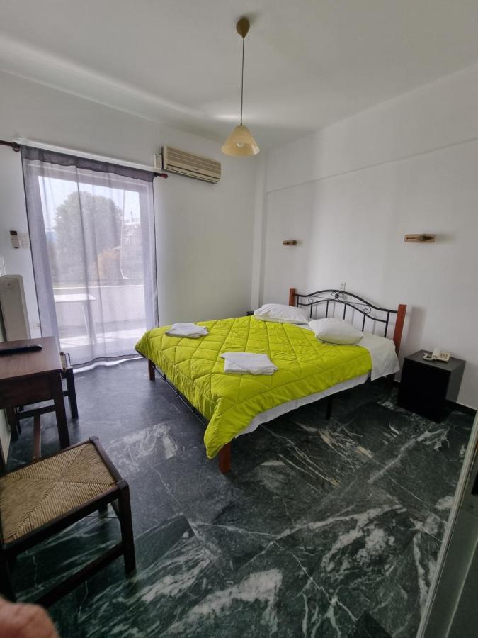 To Kyma Aparthotel