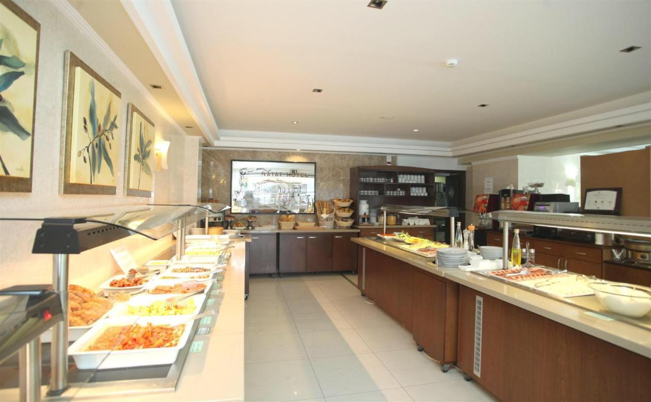 Aparthotel Naias