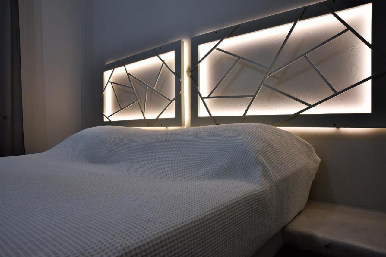 Avra Milos Guest house