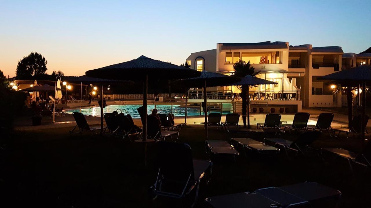 Skion Palace Hotel-bungalows & Boutique