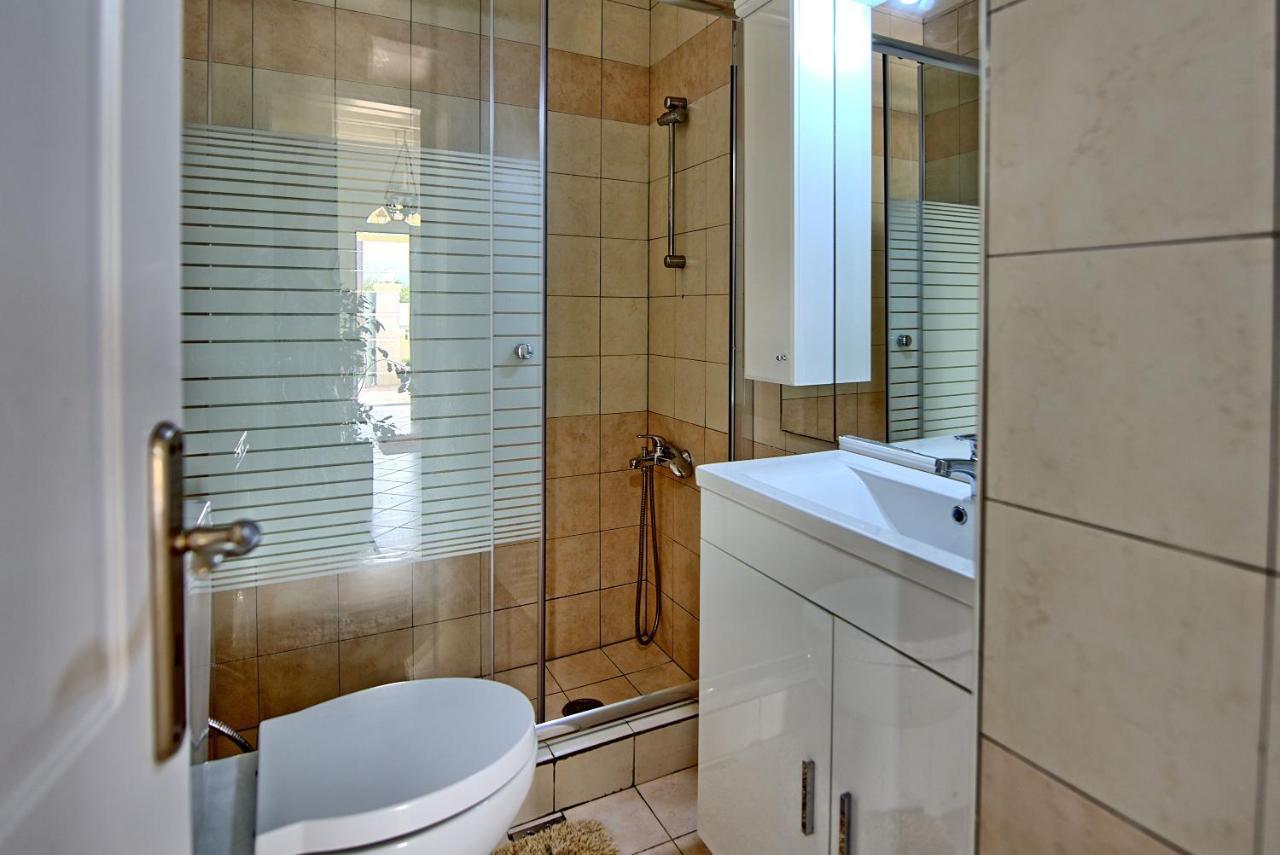 Villa Athanasia - With Private Pool On The By Posarellivillas
